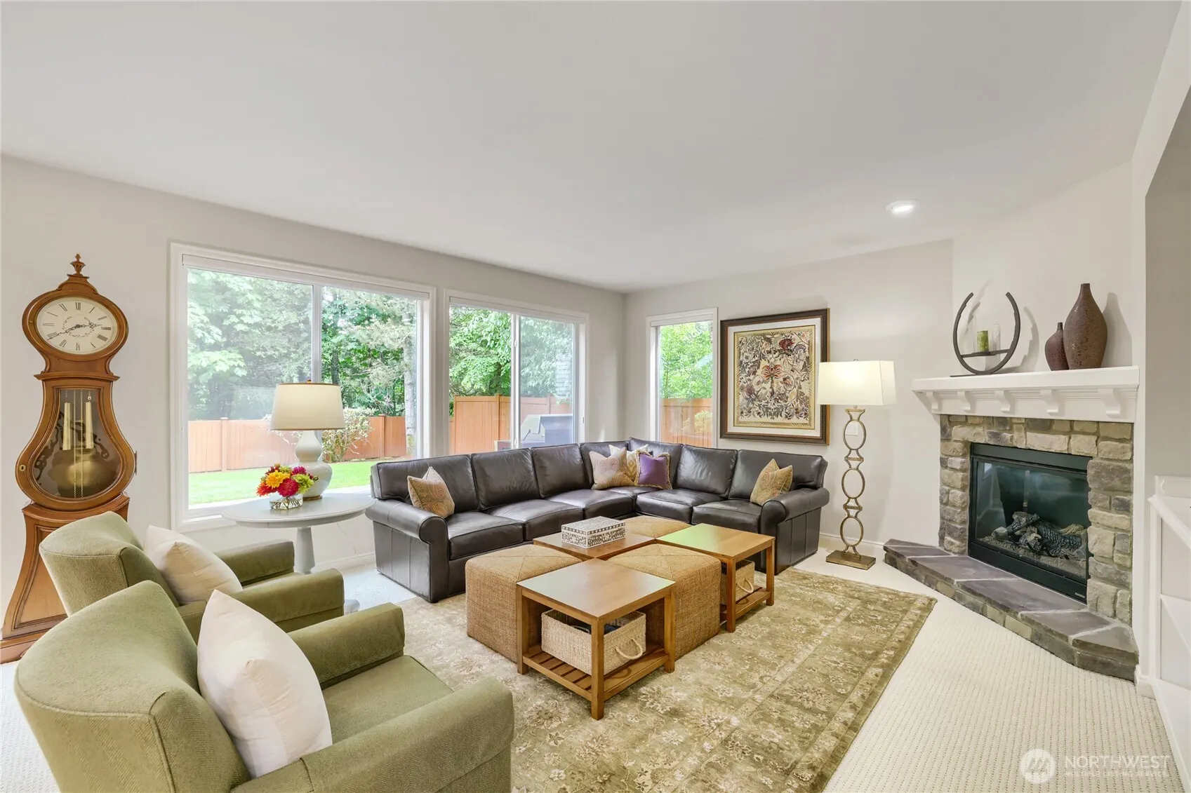 916 275th Place SE, Sammamish, WA 98075