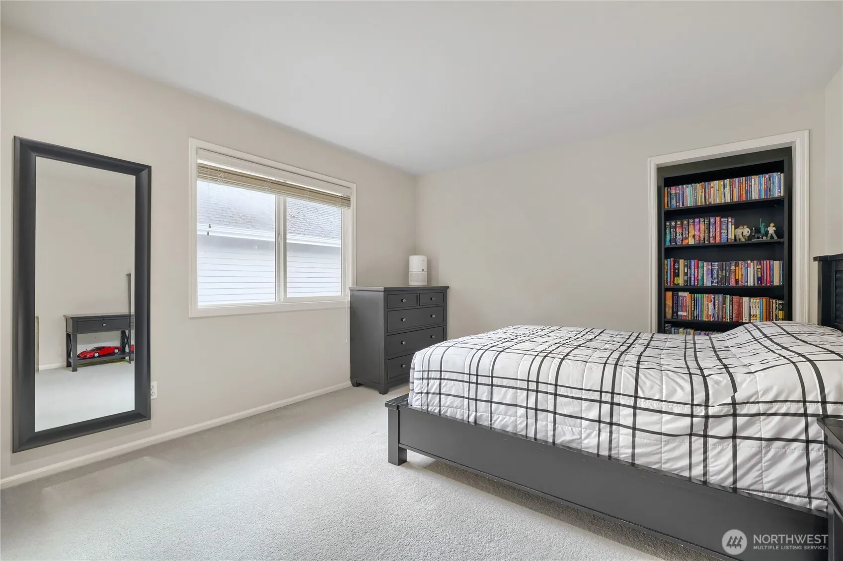916 275th Place SE, Sammamish, WA 98075