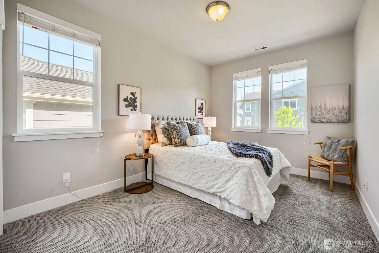 24356 NE 15th Way , Sammamish, WA 98074