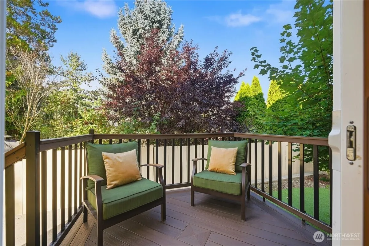 19530 25th Drive SE, Bothell, WA 98012