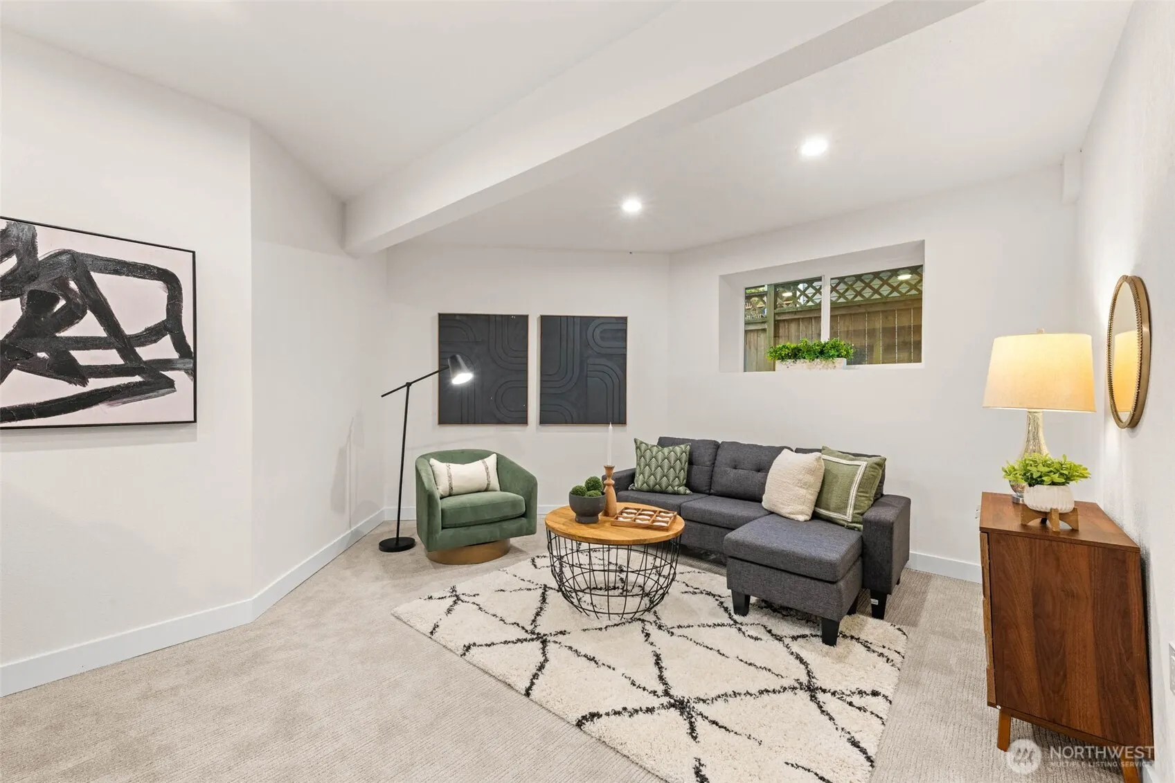 11706 NE 107th Place , Kirkland, WA 98033