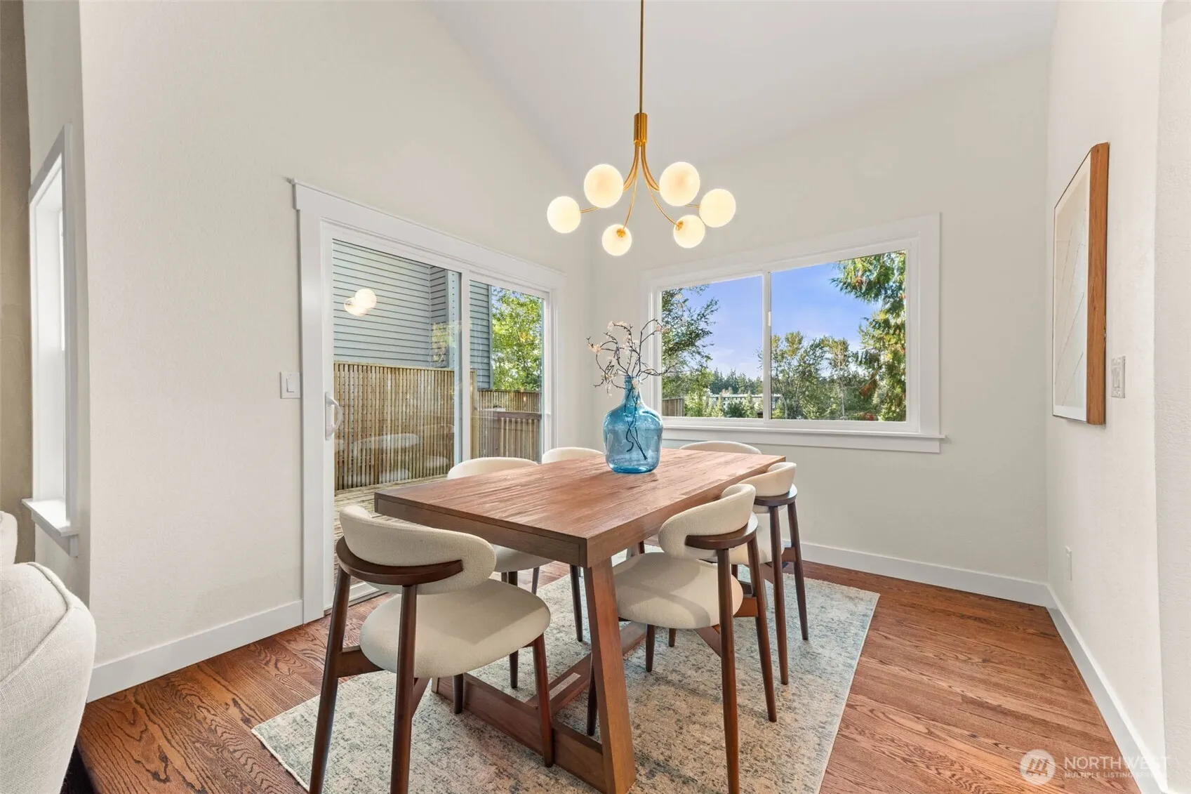 11706 NE 107th Place , Kirkland, WA 98033