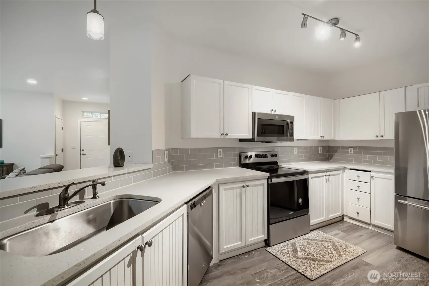 1500 S 18th Street #F102, Renton, WA 98055