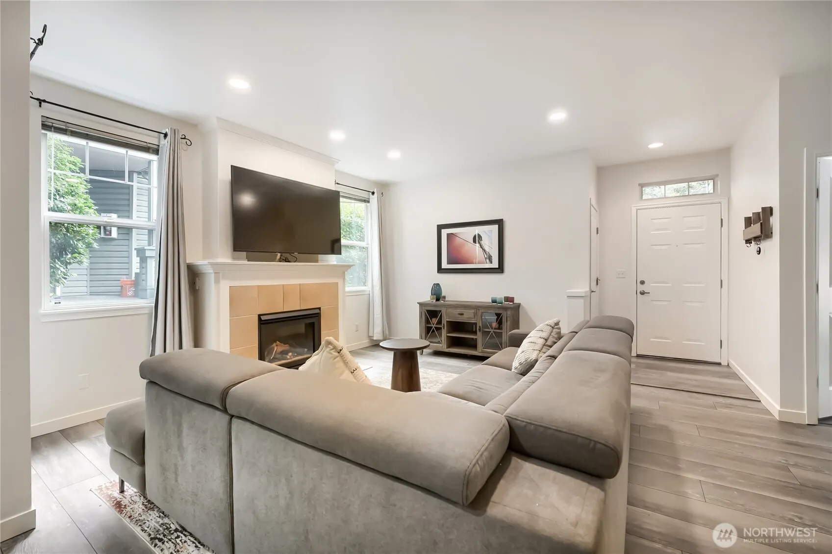 1500 S 18th Street #F102, Renton, WA 98055