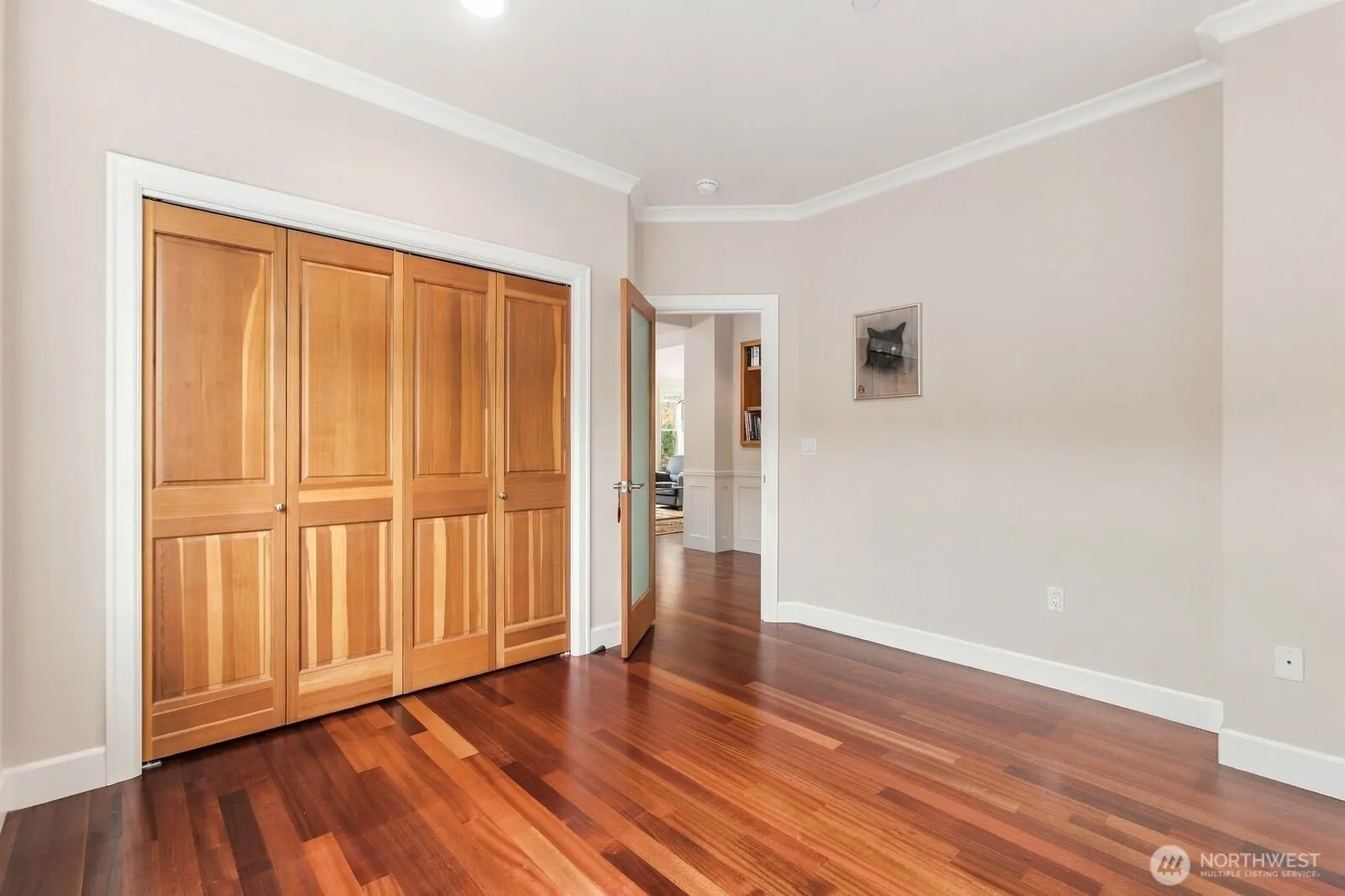 10220 NE 64th Street , Kirkland, WA 98033