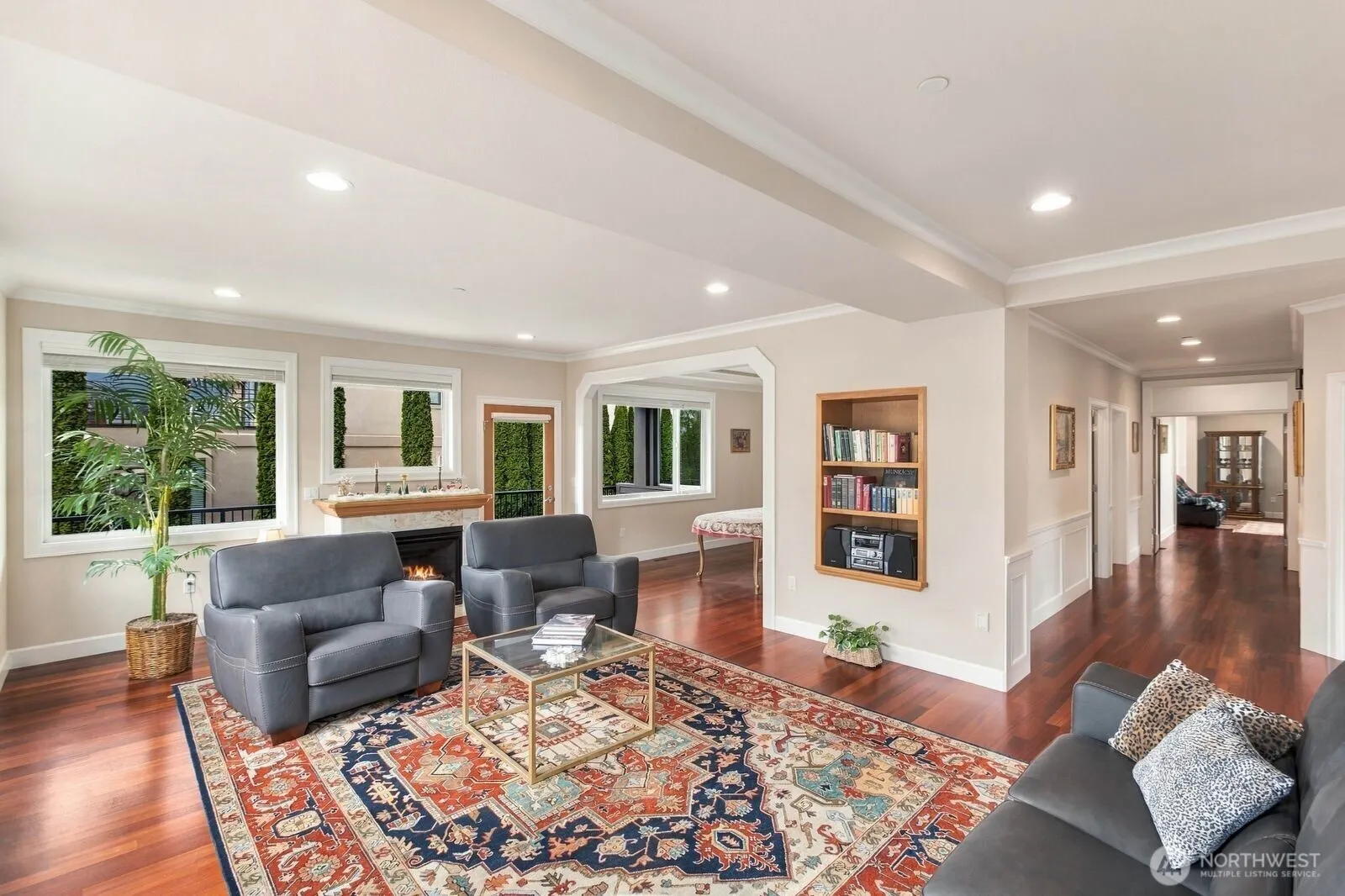 10220 NE 64th Street , Kirkland, WA 98033