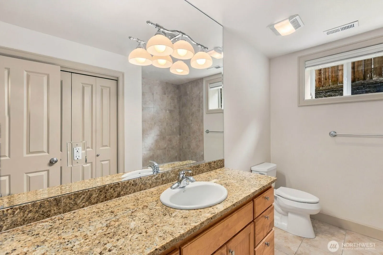 10220 NE 64th Street , Kirkland, WA 98033