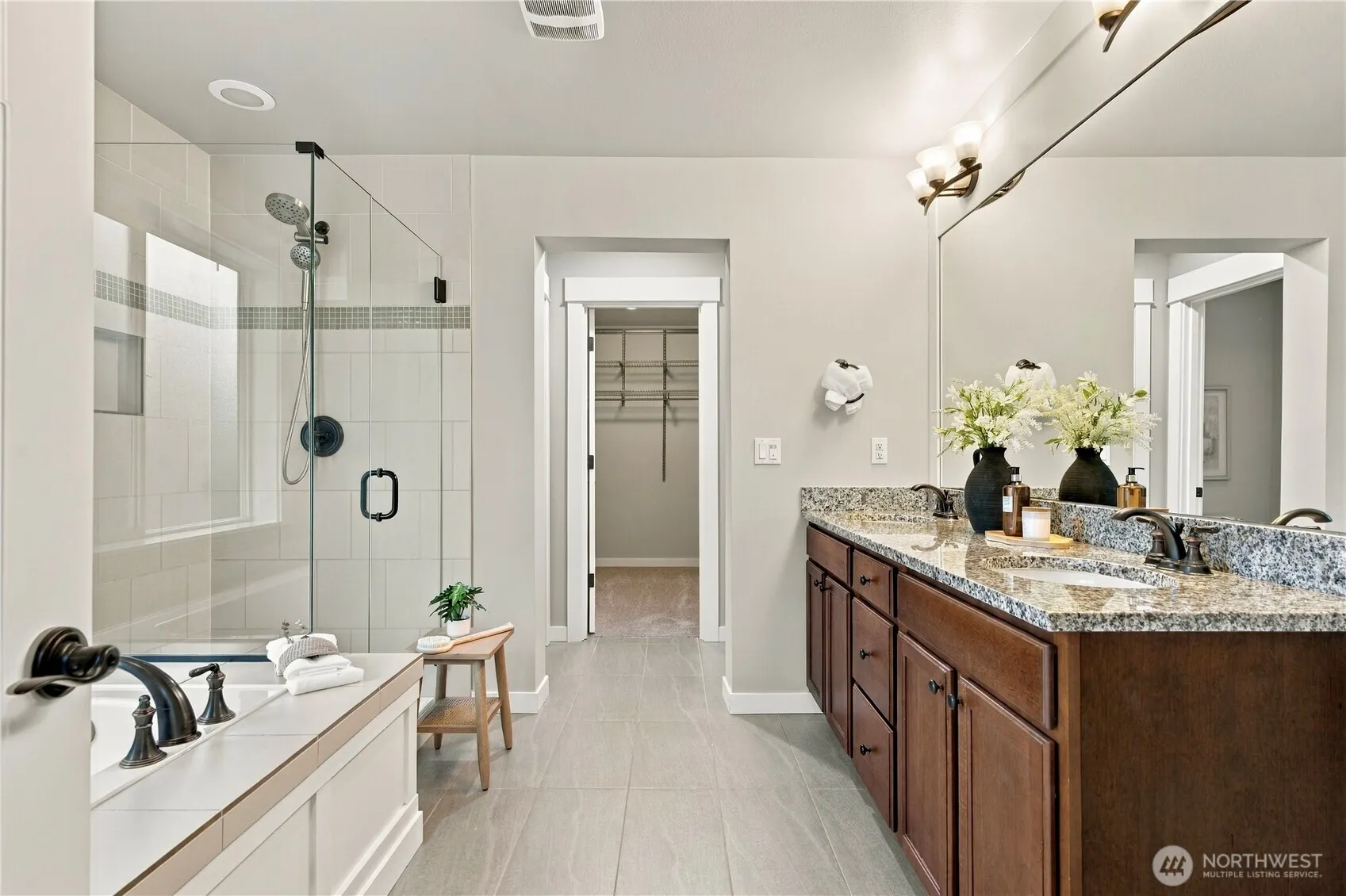 3894 201st Court SE, Sammamish, WA 98075