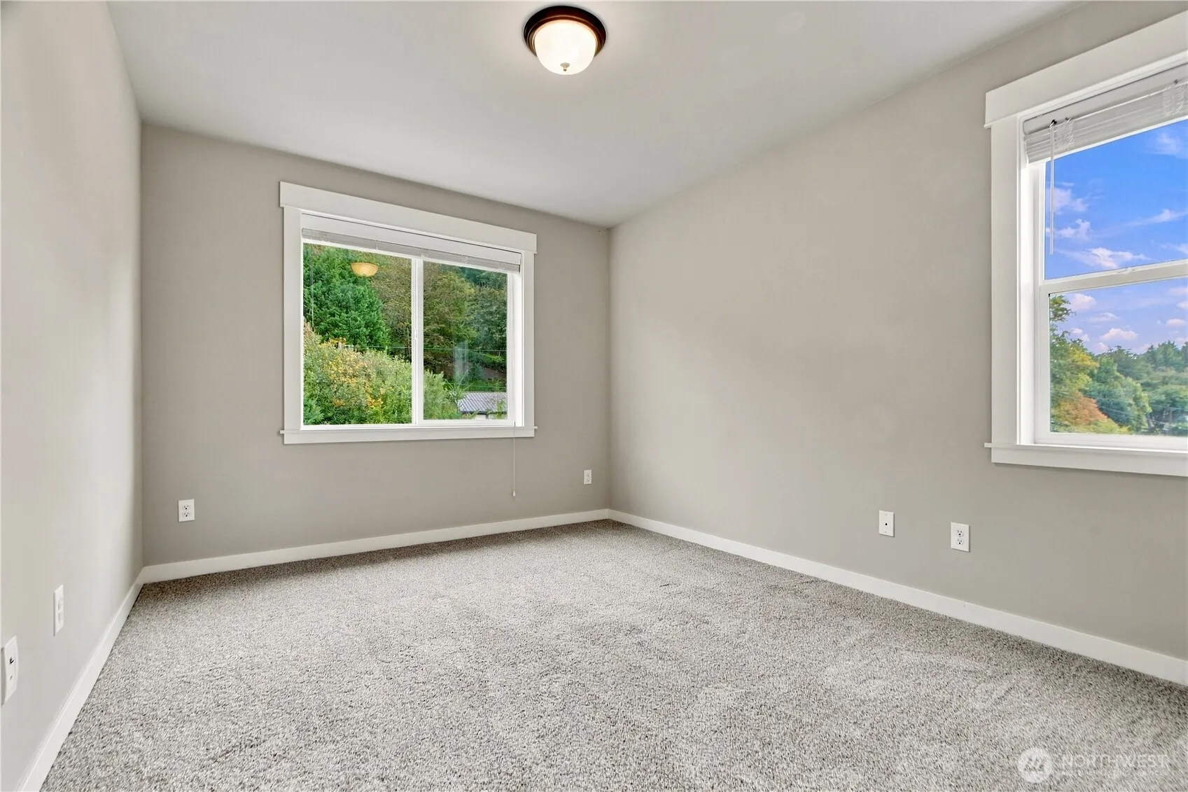 3894 201st Court SE, Sammamish, WA 98075