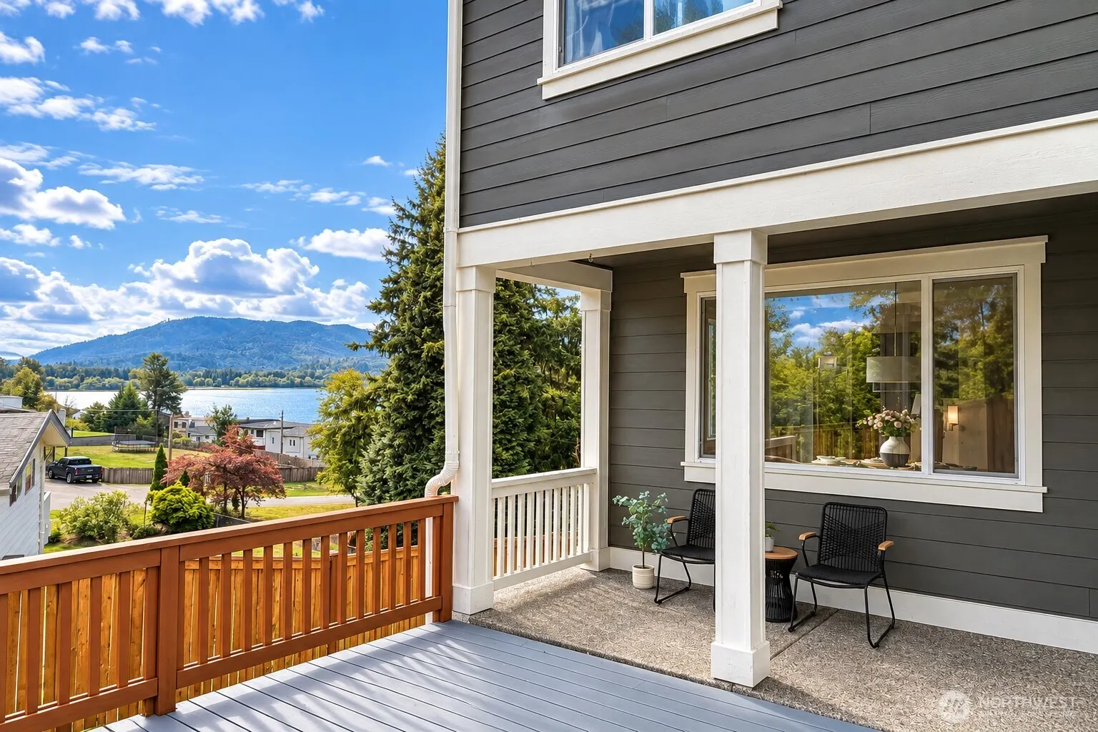 3894 201st Court SE, Sammamish, WA 98075