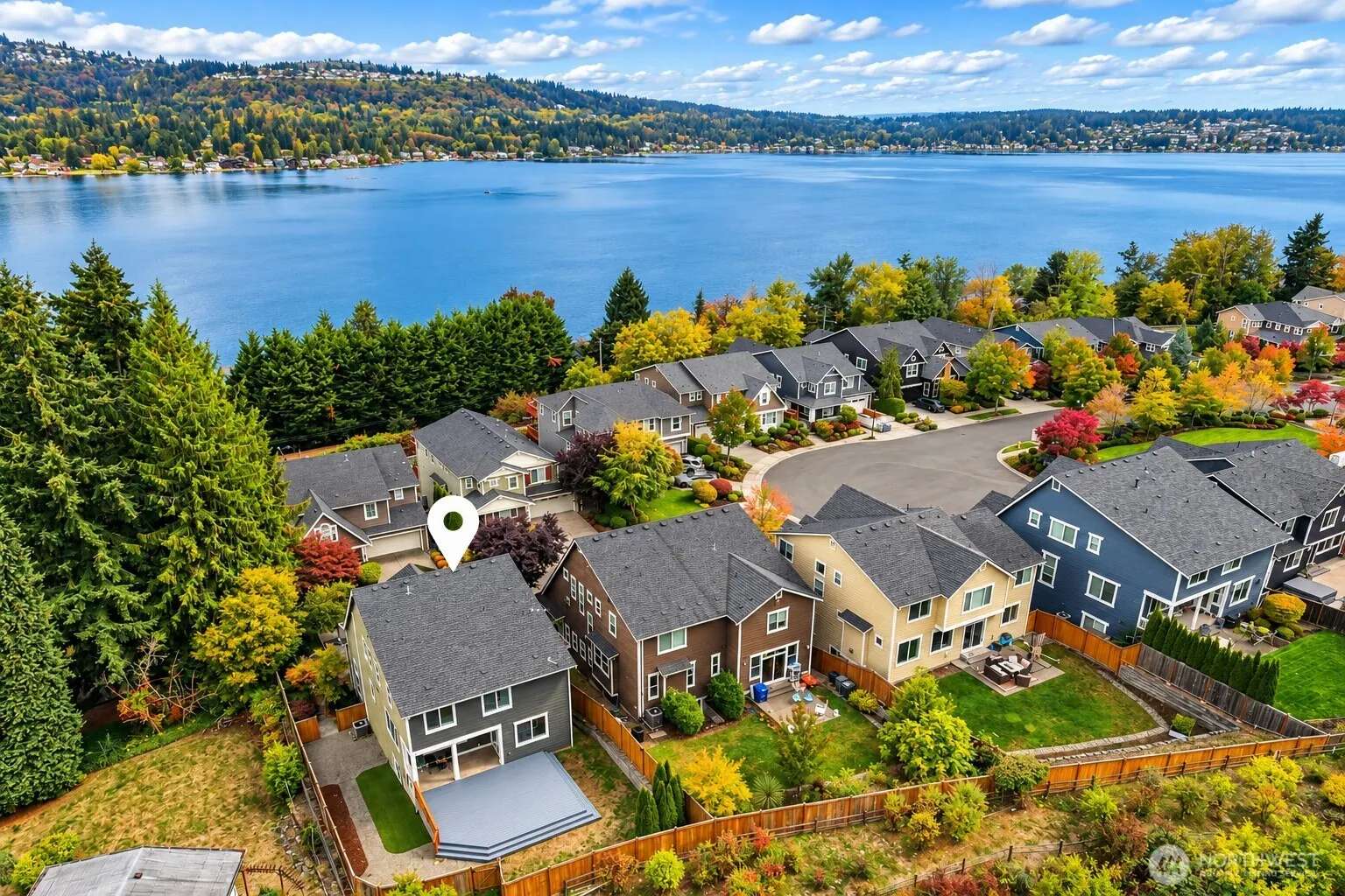 3894 201st Court SE, Sammamish, WA 98075