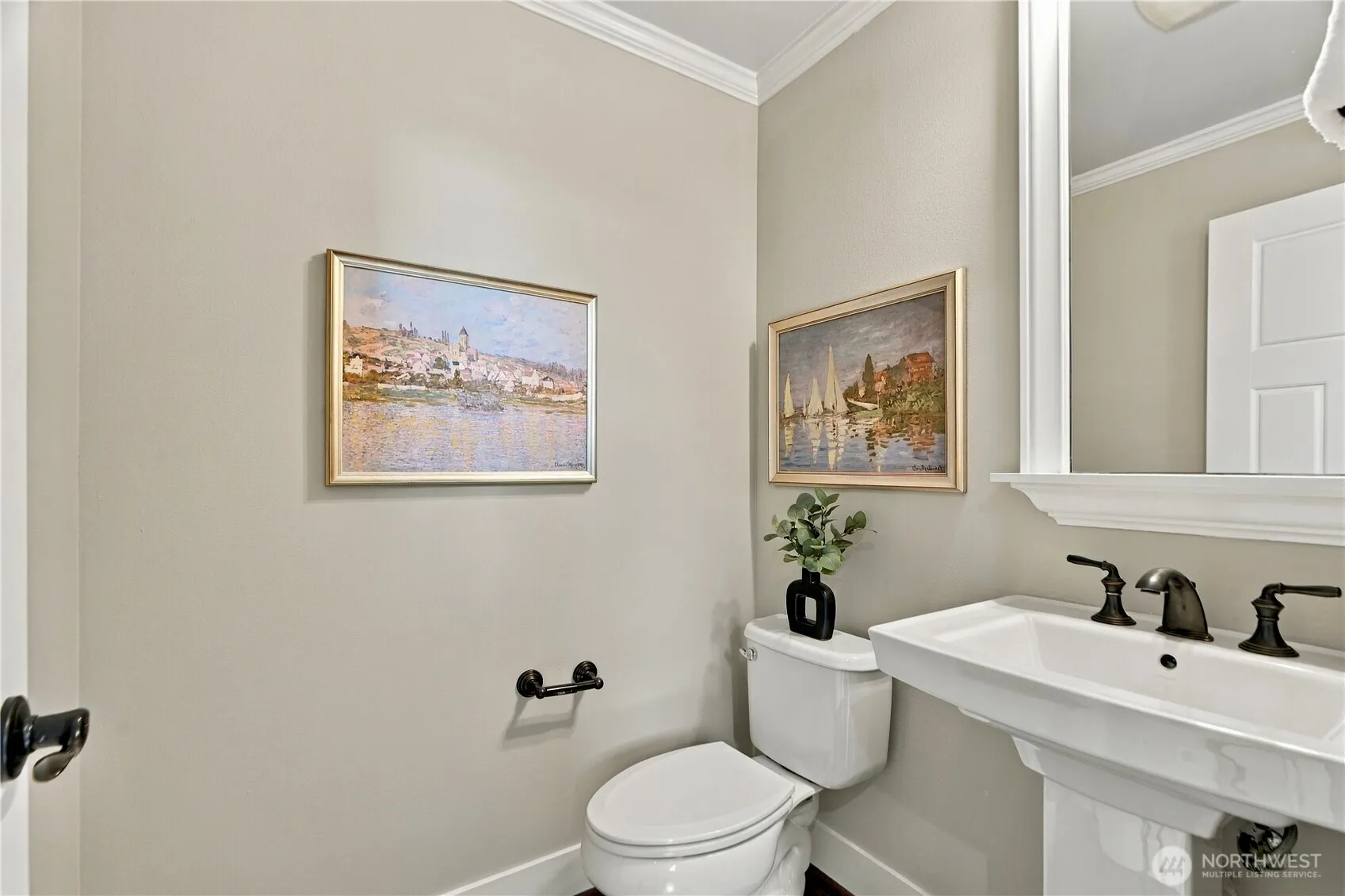 3894 201st Court SE, Sammamish, WA 98075