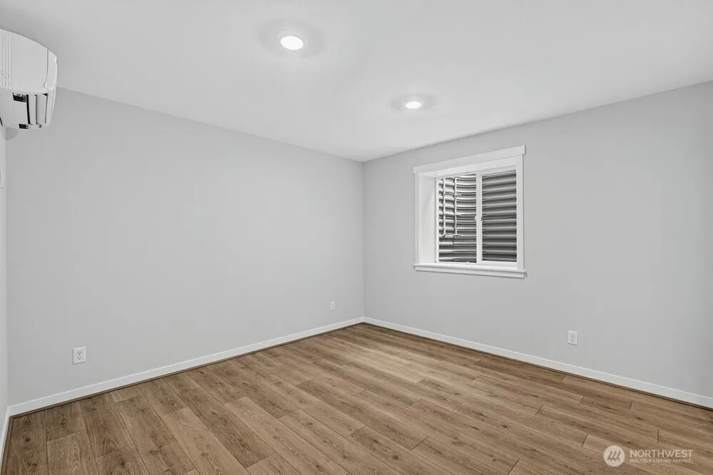 13202 NE 127th Court #D, Kirkland, WA 98034