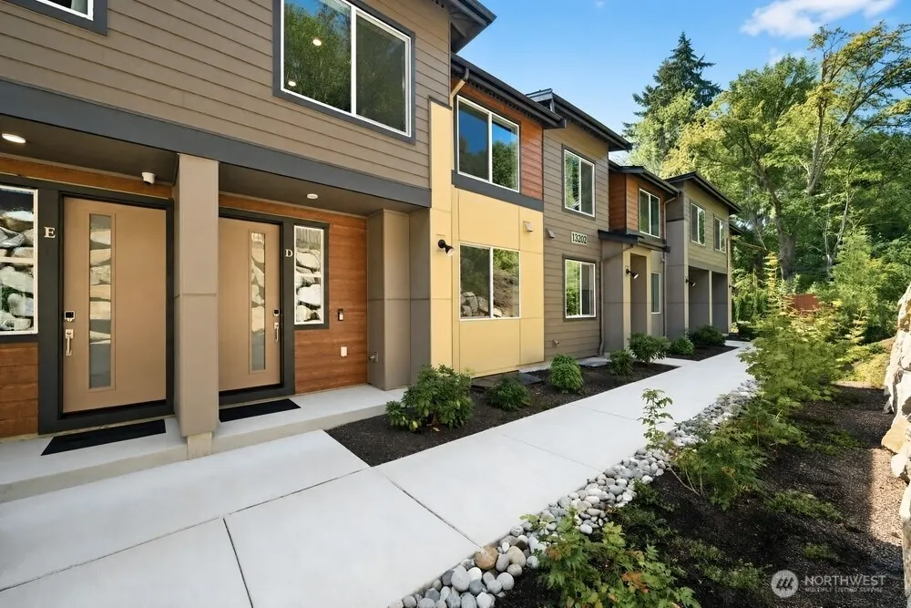 13202 NE 127th Court #D, Kirkland, WA 98034