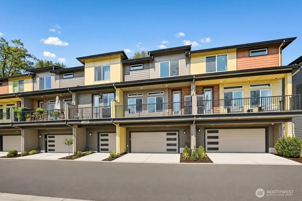 13202 NE 127th Court #D, Kirkland, WA 98034