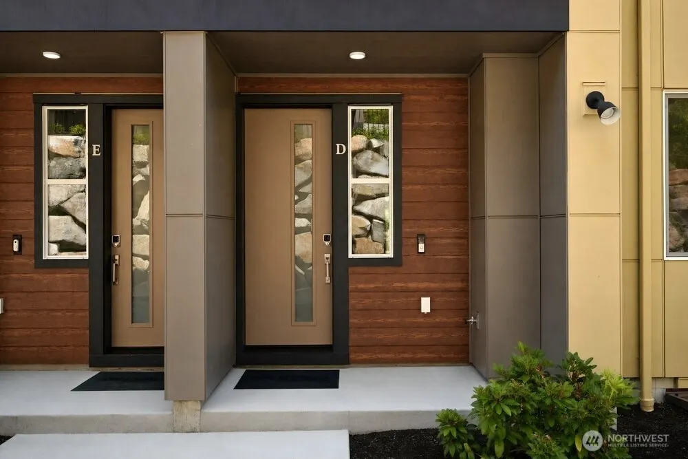 13202 NE 127th Court #D, Kirkland, WA 98034