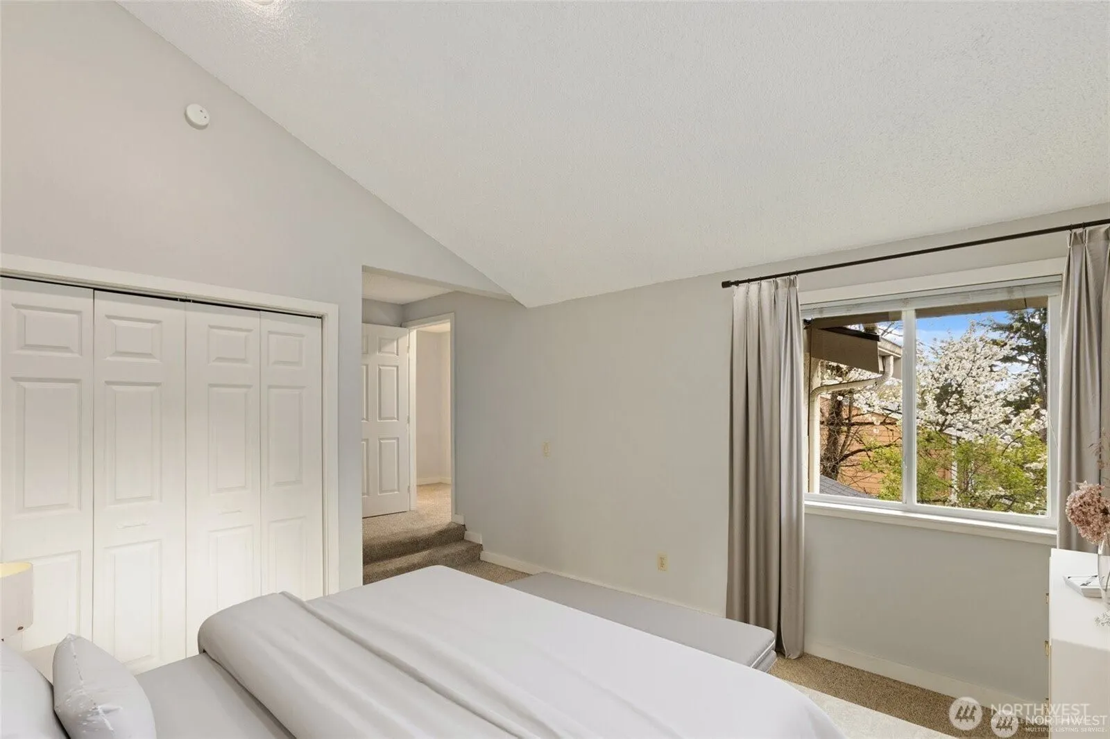 17534 NE 88th Place , Redmond, WA 98052