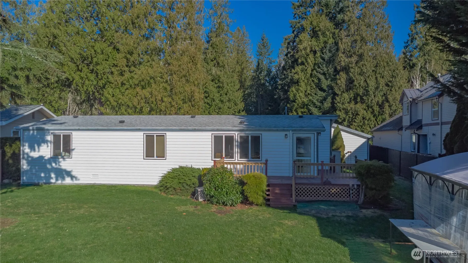 30961 E Lake Morton Drive SE, Kent, WA 98042