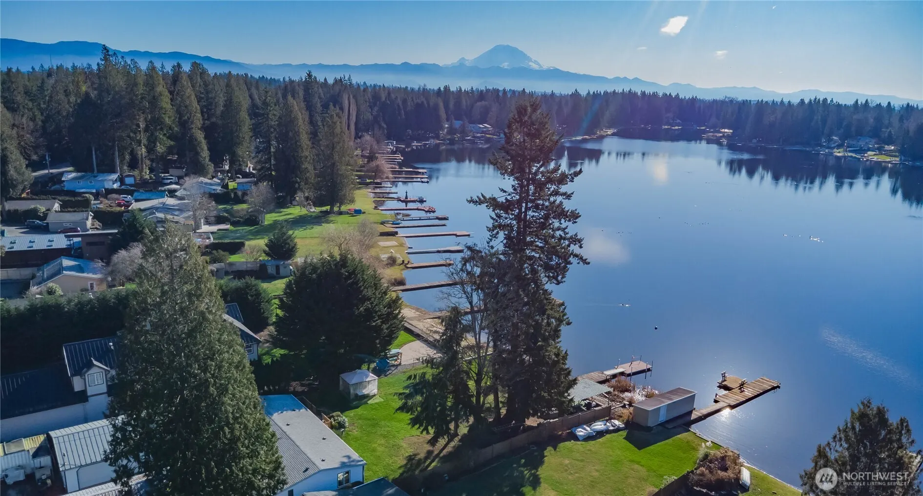 30961 E Lake Morton Drive SE, Kent, WA 98042