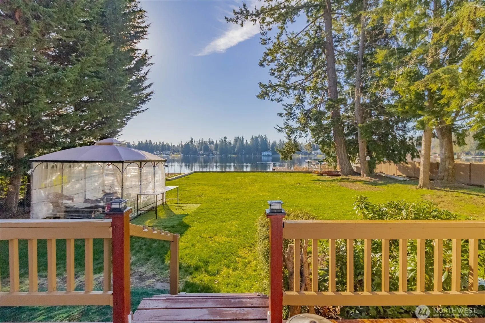 30961 E Lake Morton Drive SE, Kent, WA 98042