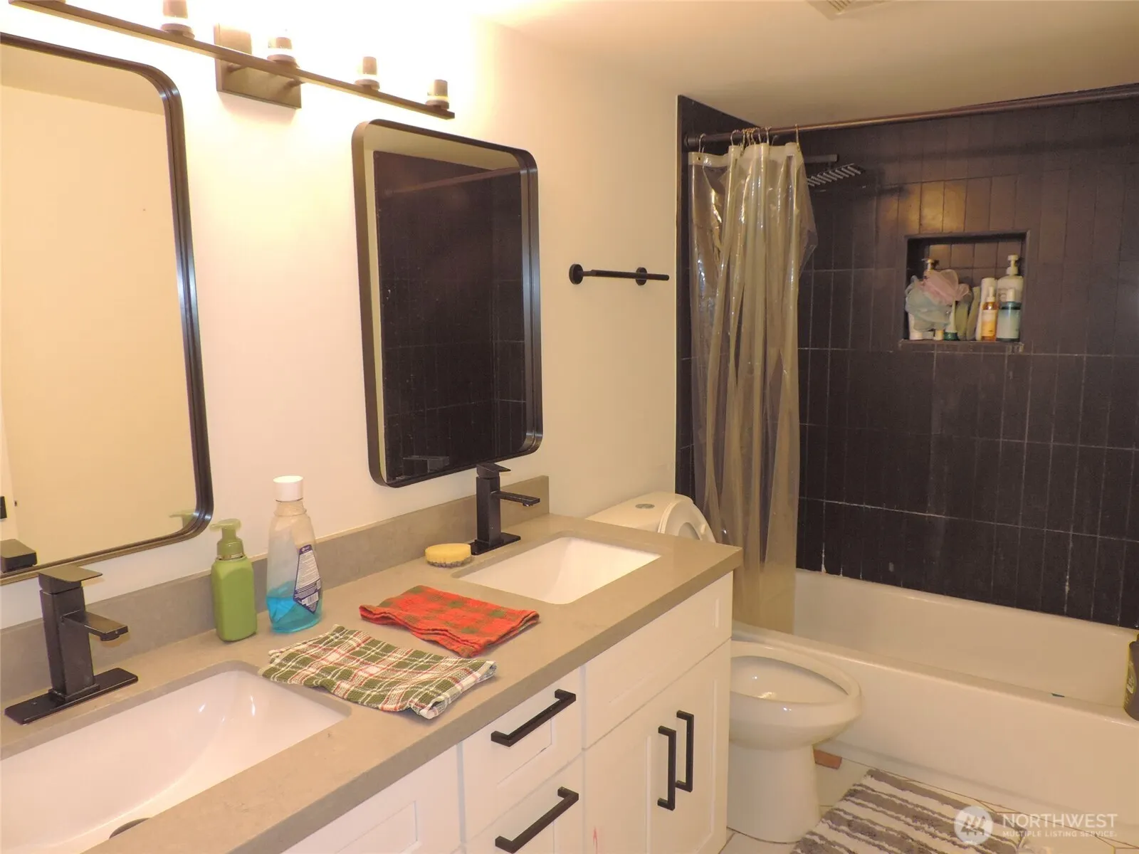 3421 S 263rd Street , Kent, WA 98032