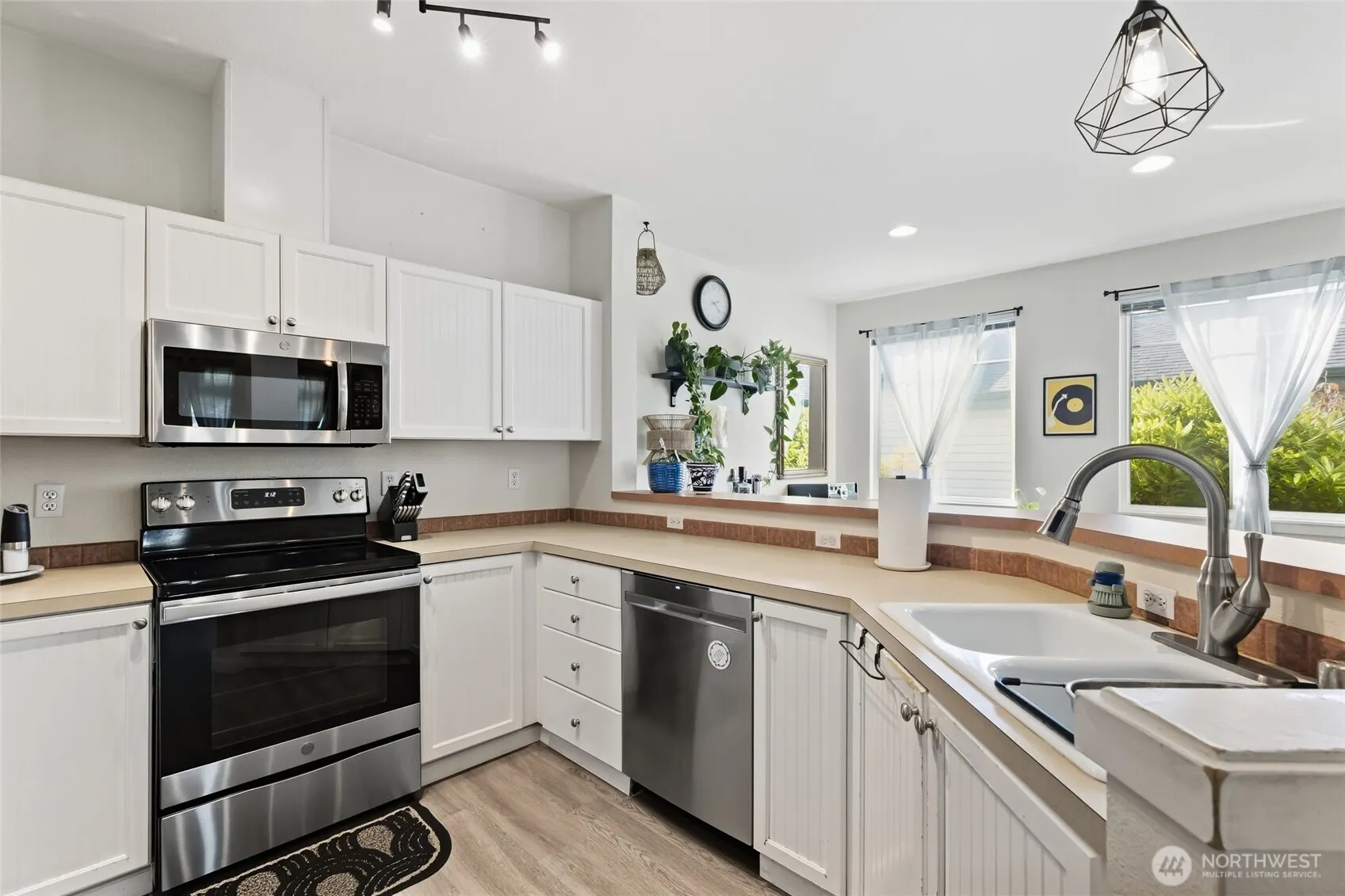 1500 S 18th Street #S101, Renton, WA 98055