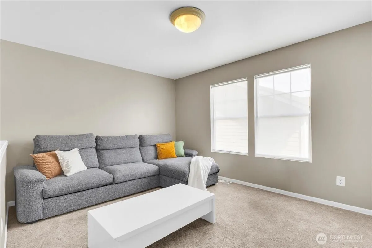 223 243 Avenue SE, Sammamish, WA 98074