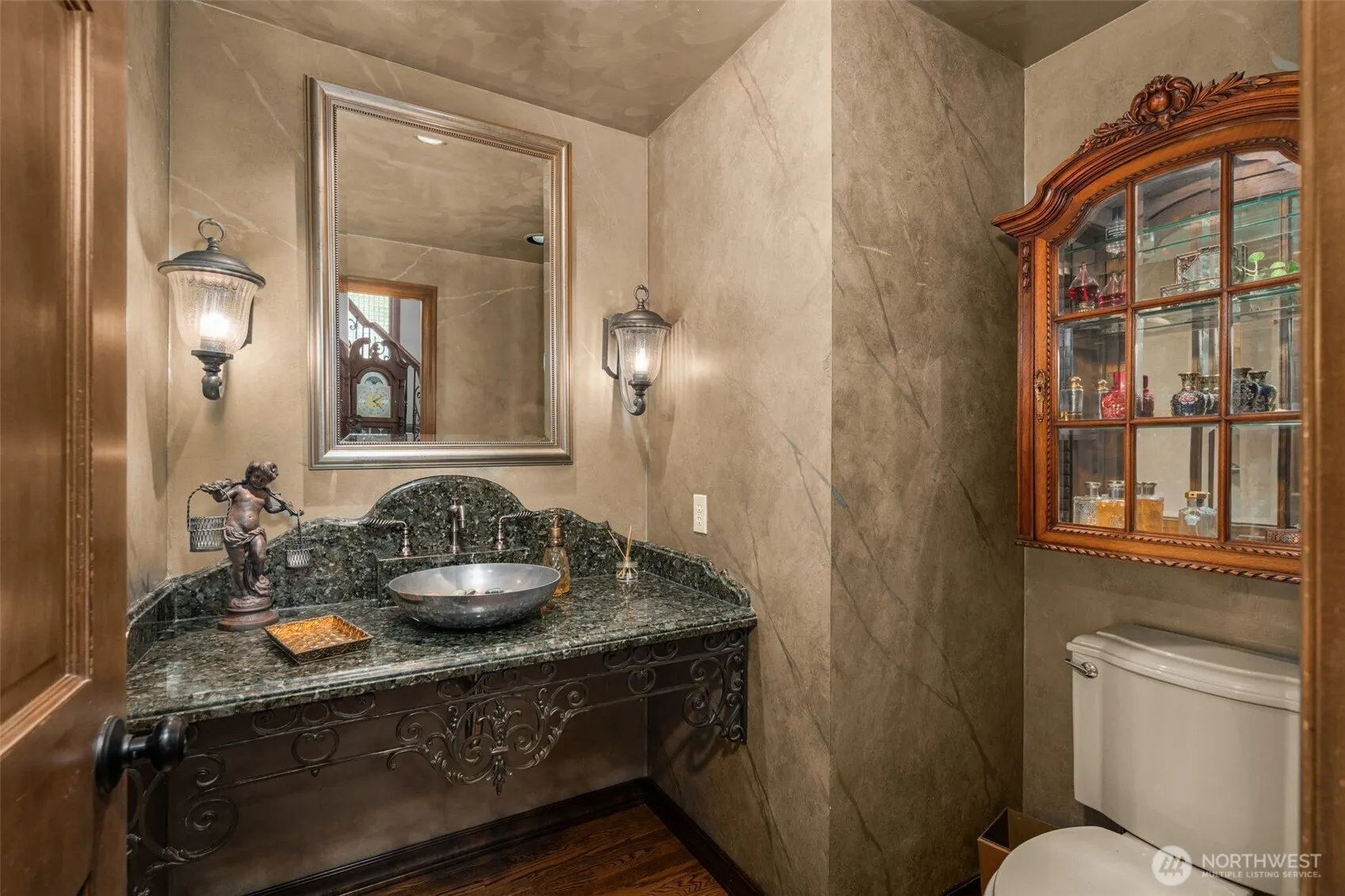 12403 172nd Avenue NE, Redmond, WA 98052