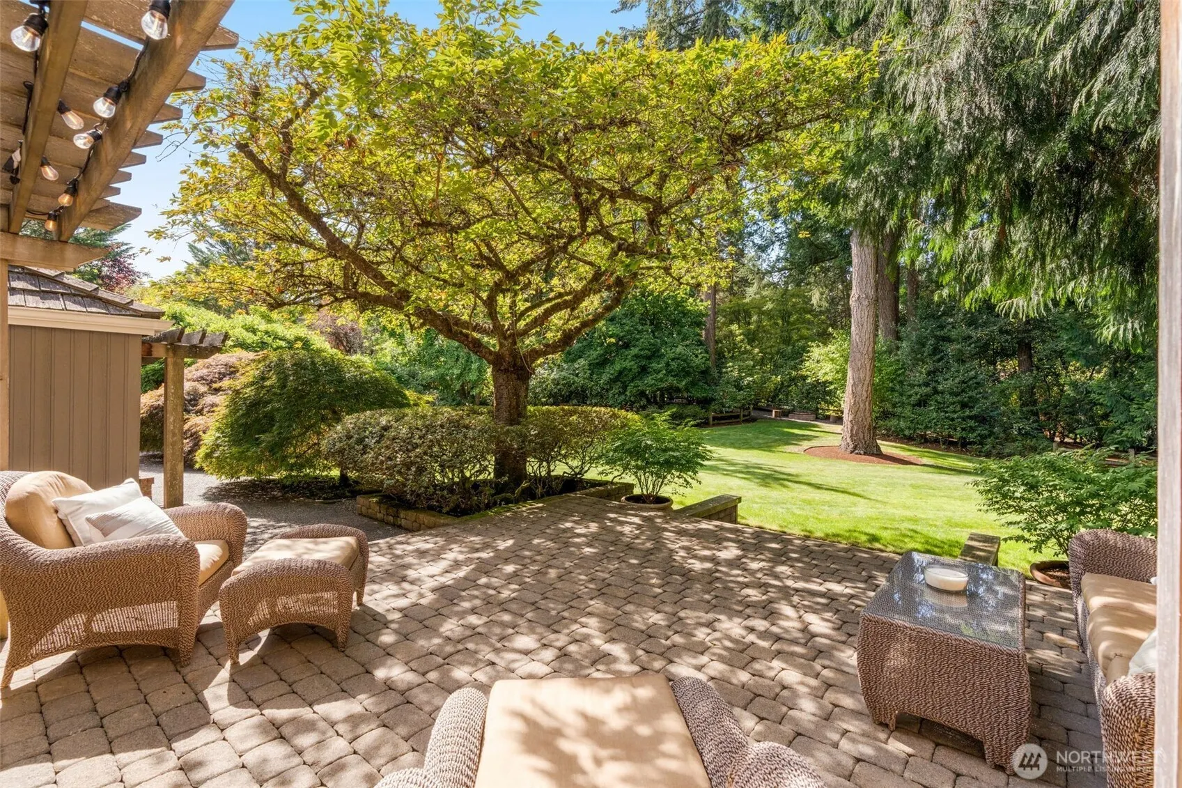 12403 172nd Avenue NE, Redmond, WA 98052