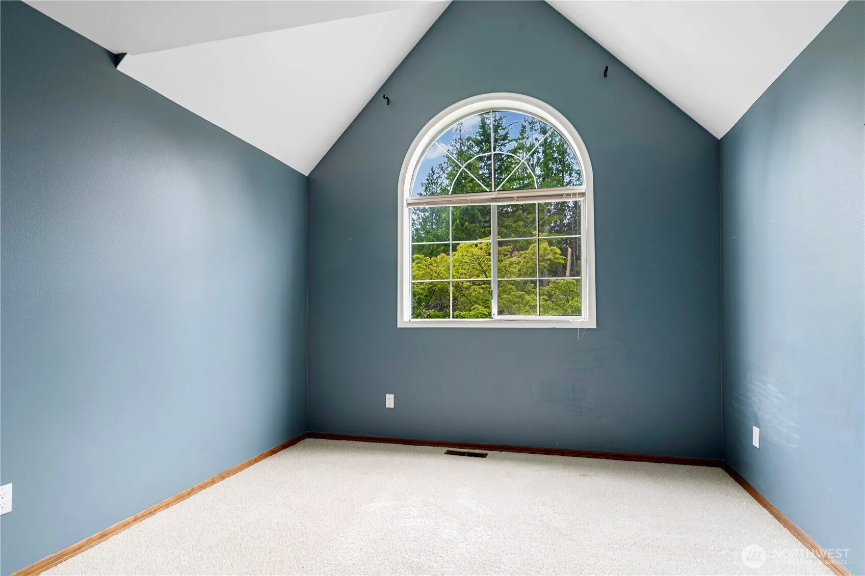 2110 216th Place NE , Sammamish, WA 98074
