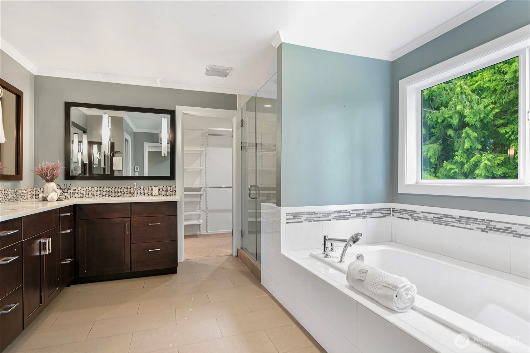 2110 216th Place NE , Sammamish, WA 98074