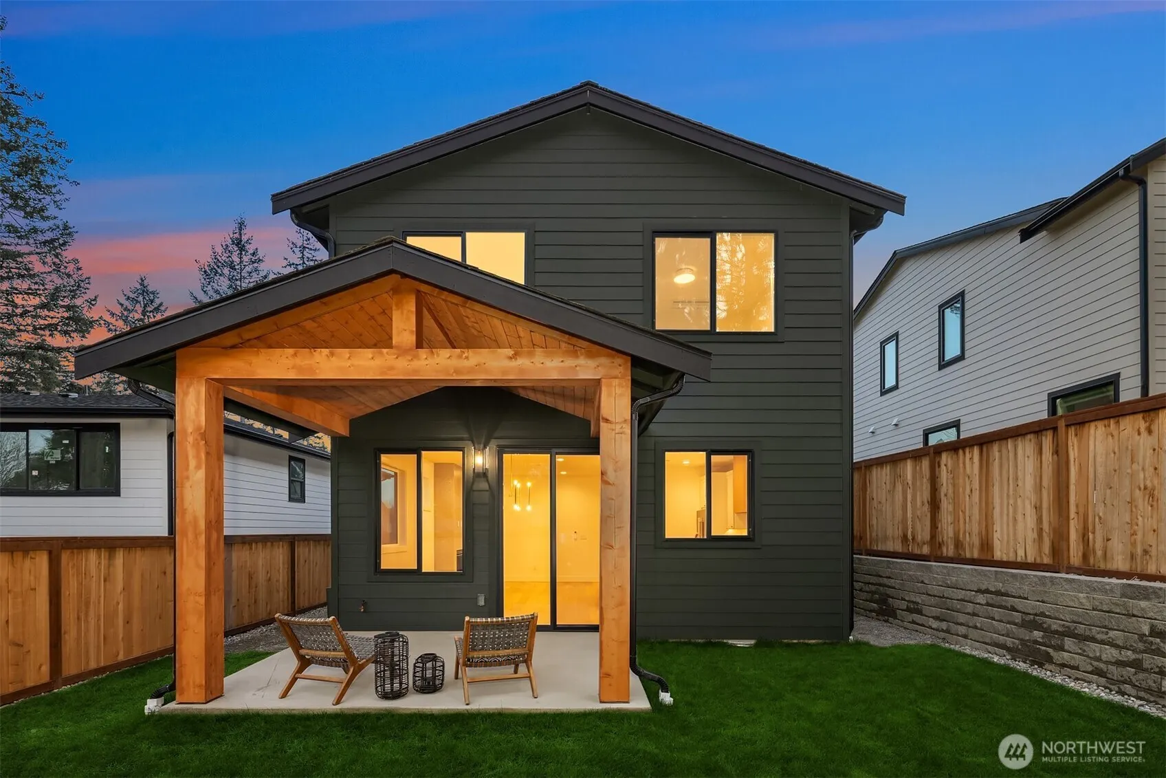 13728 NE 101st Street , Kirkland, WA 98033