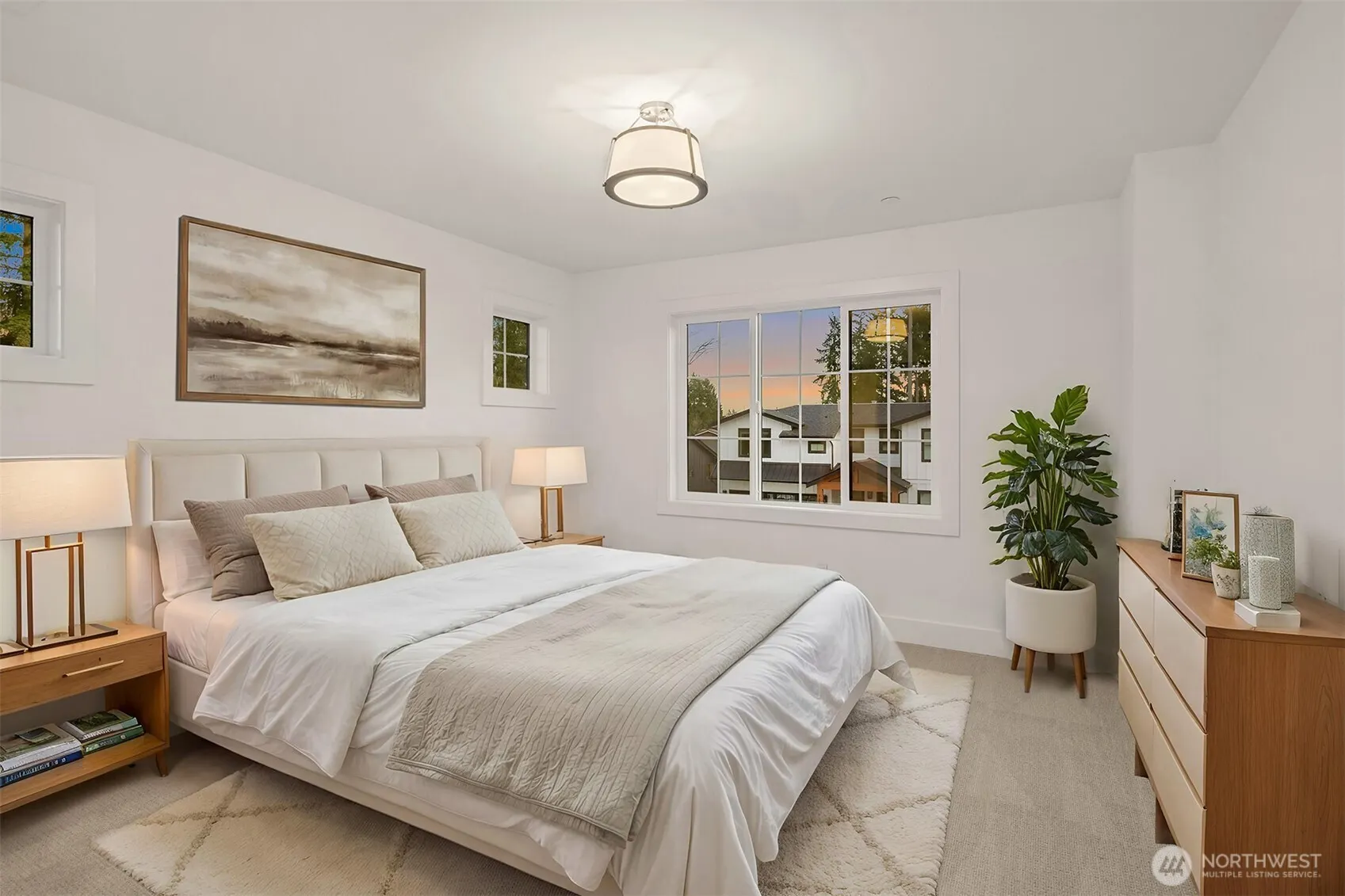 13728 NE 101st Street , Kirkland, WA 98033