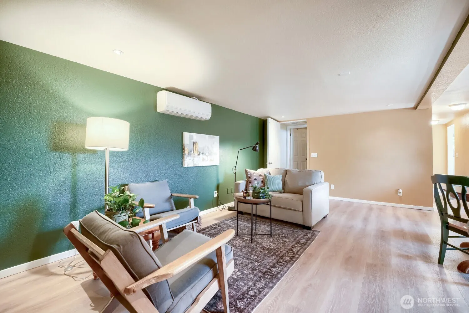 909 SW Langston Road , Renton, WA 98057