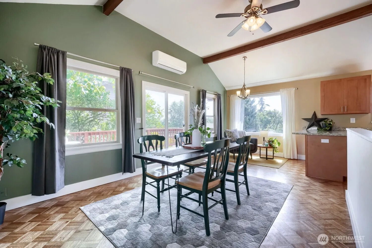 909 SW Langston Road , Renton, WA 98057
