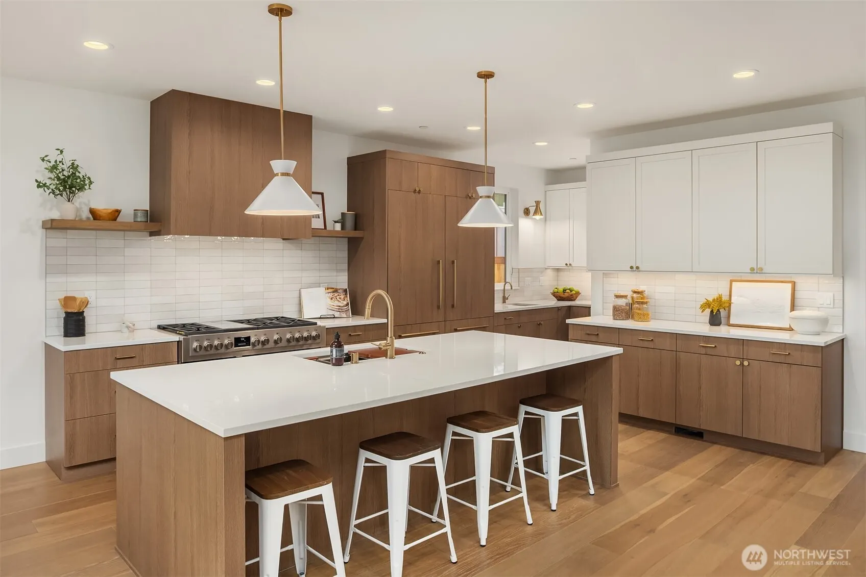 13662 NE 101st Street , Kirkland, WA 98033