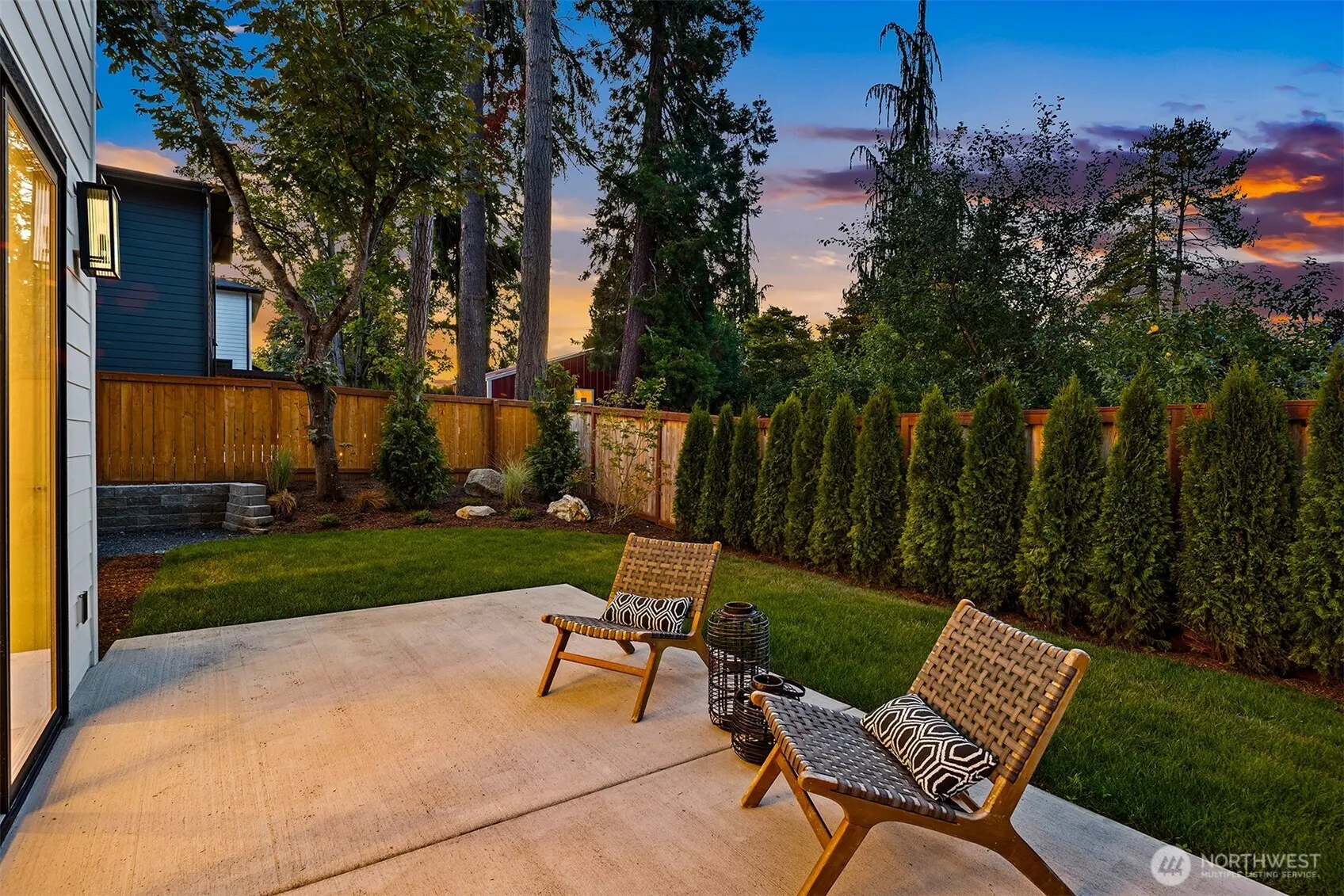 13662 NE 101st Street , Kirkland, WA 98033