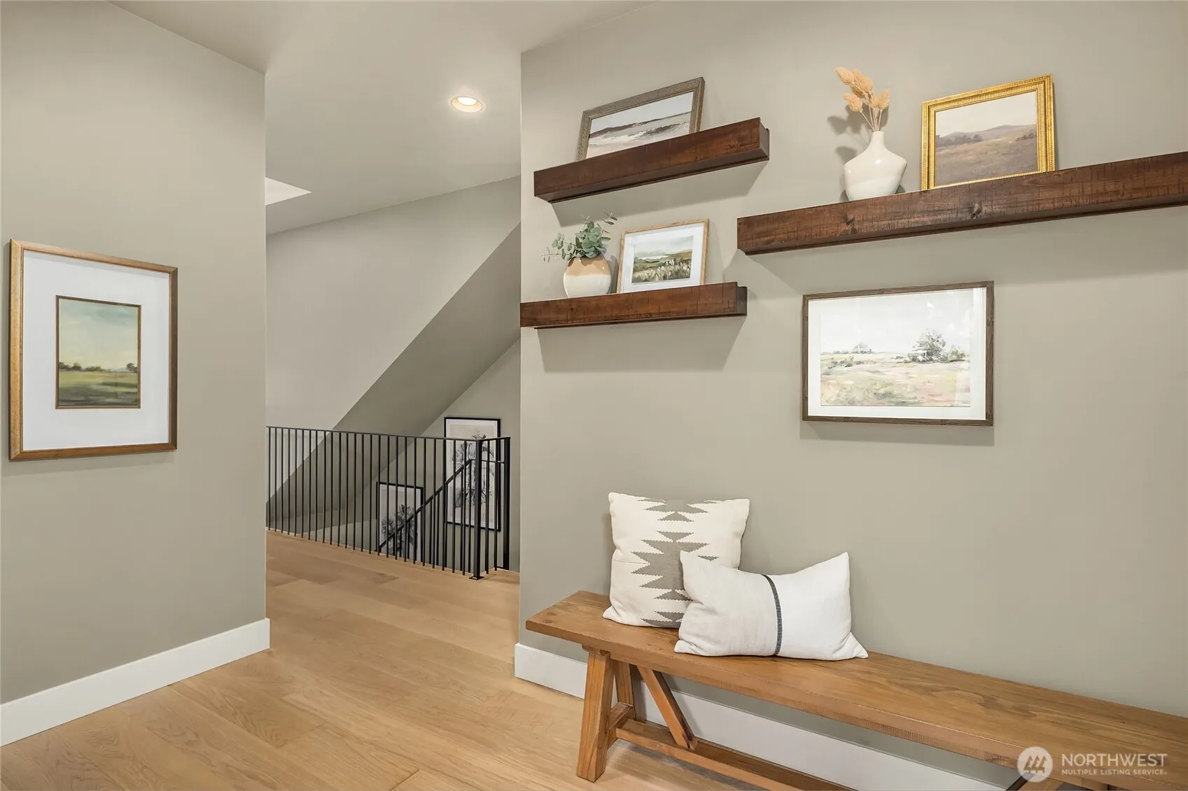 225 3rd Avenue S, Kirkland, WA 98033