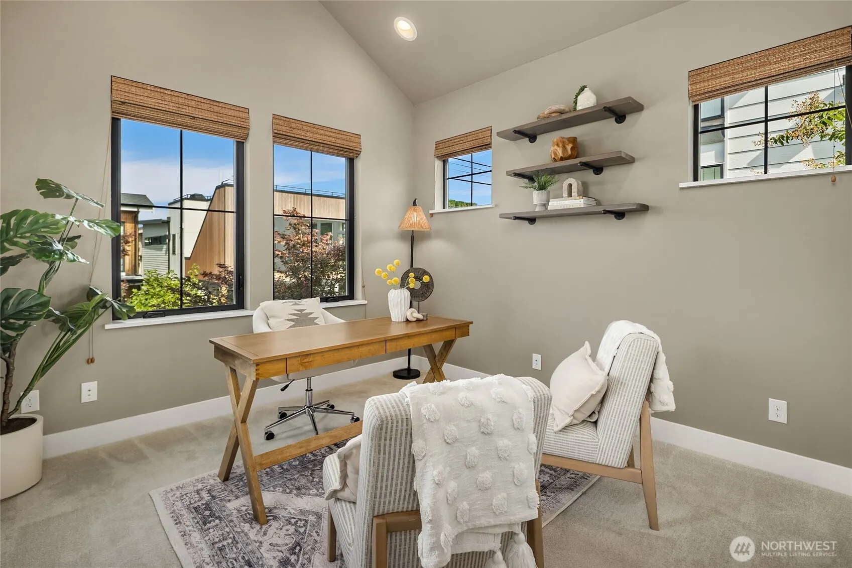 225 3rd Avenue S, Kirkland, WA 98033