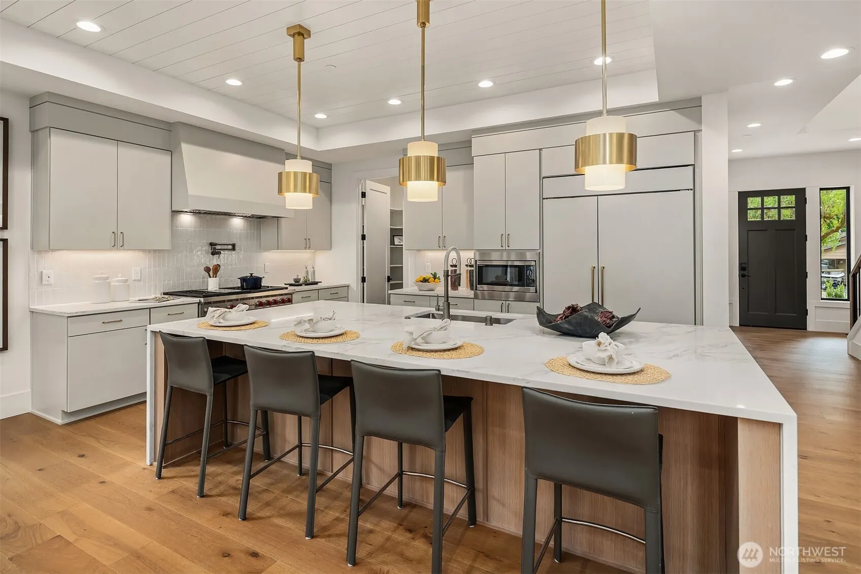 16530 NE 99th Street , Redmond, WA 98052
