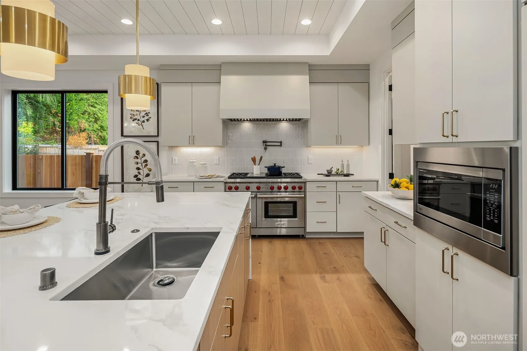 16530 NE 99th Street , Redmond, WA 98052