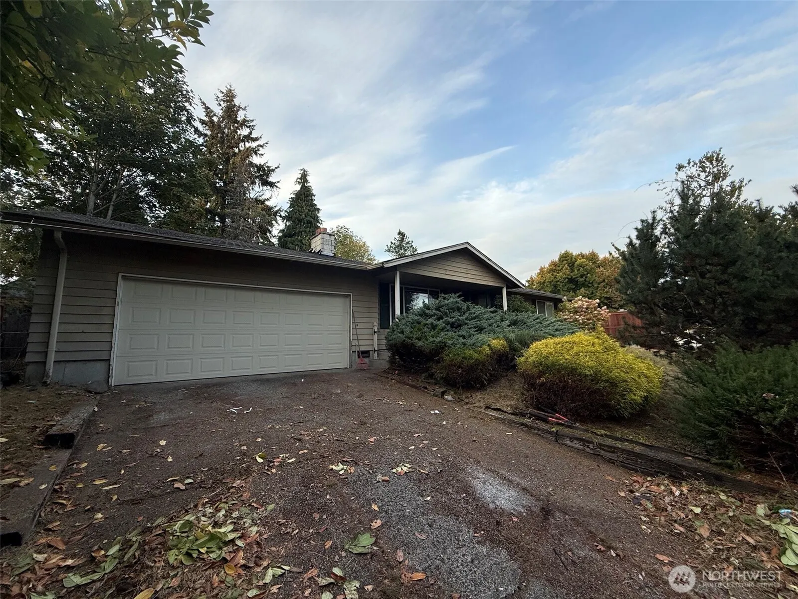 8210 NE 141st Street , Kirkland, WA 98034