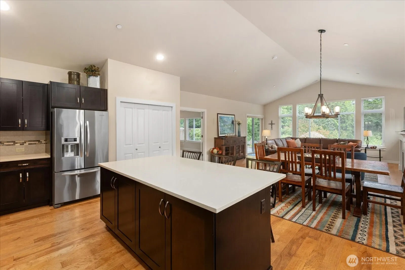 15380 SE 160th Place , Renton, WA 98058