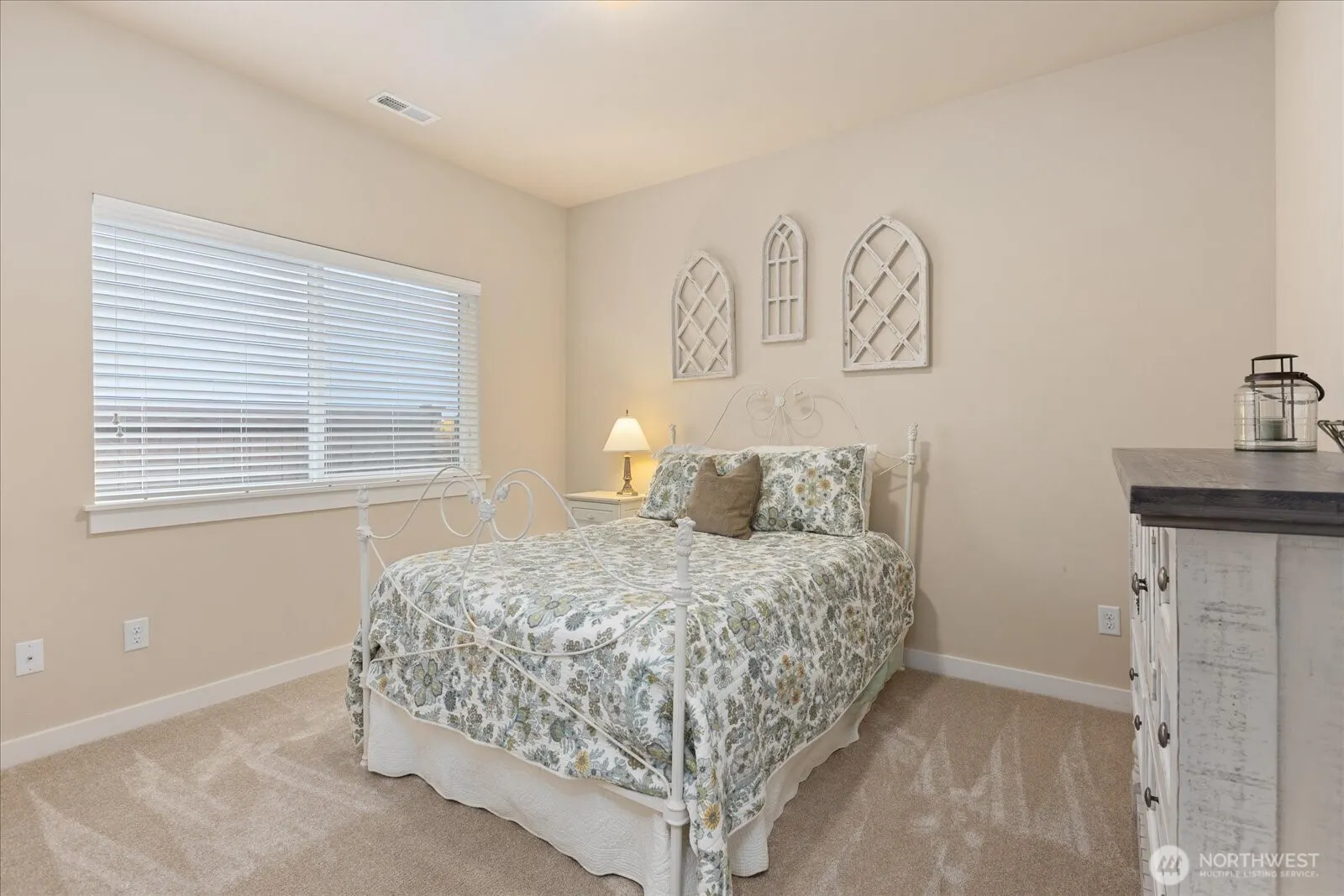 15380 SE 160th Place , Renton, WA 98058