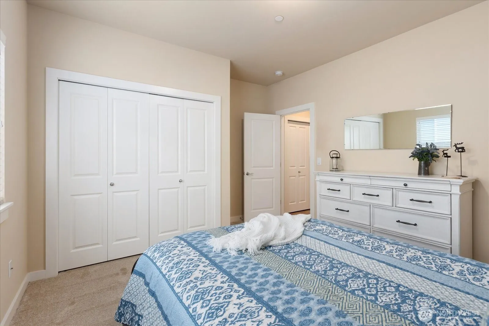 15380 SE 160th Place , Renton, WA 98058