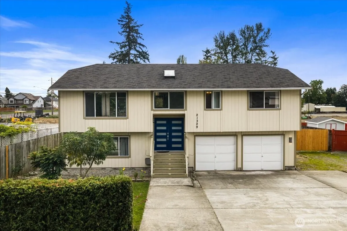 21329 108th Avenue SE, Kent, WA 98031