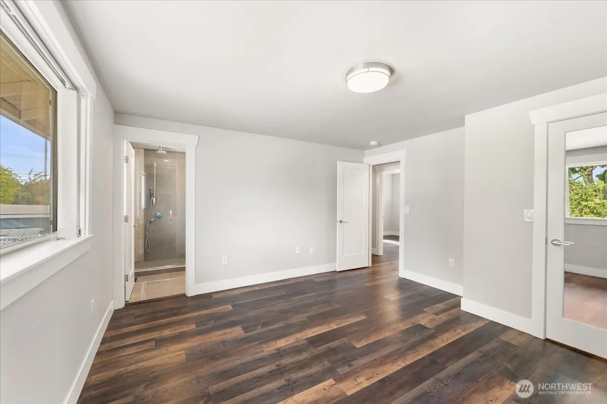 21329 108th Avenue SE, Kent, WA 98031