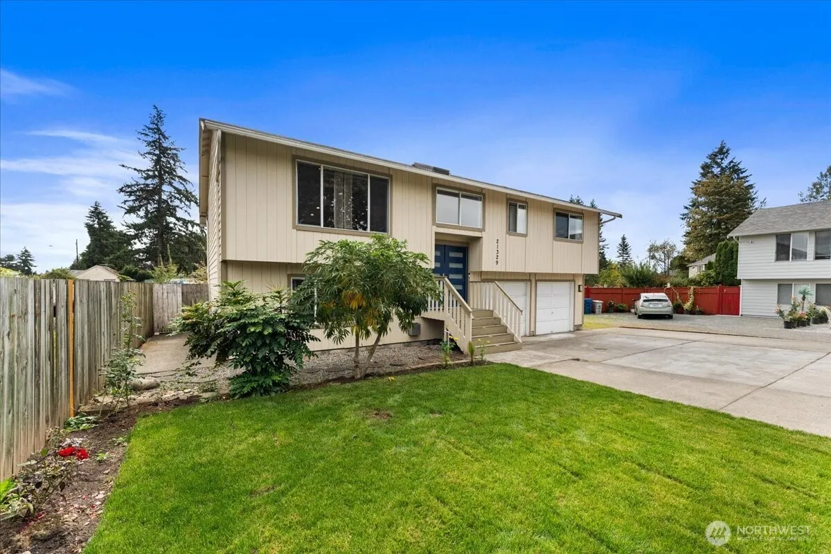 21329 108th Avenue SE, Kent, WA 98031