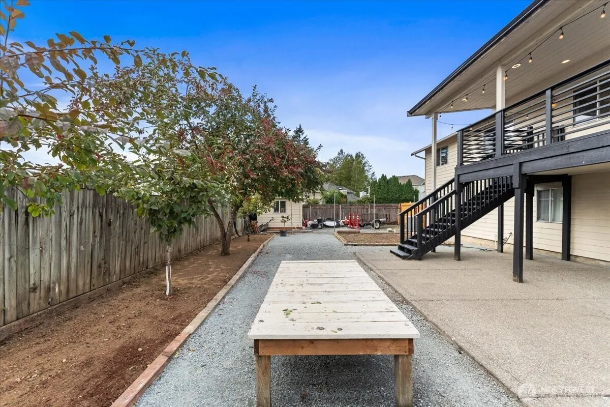 21329 108th Avenue SE, Kent, WA 98031