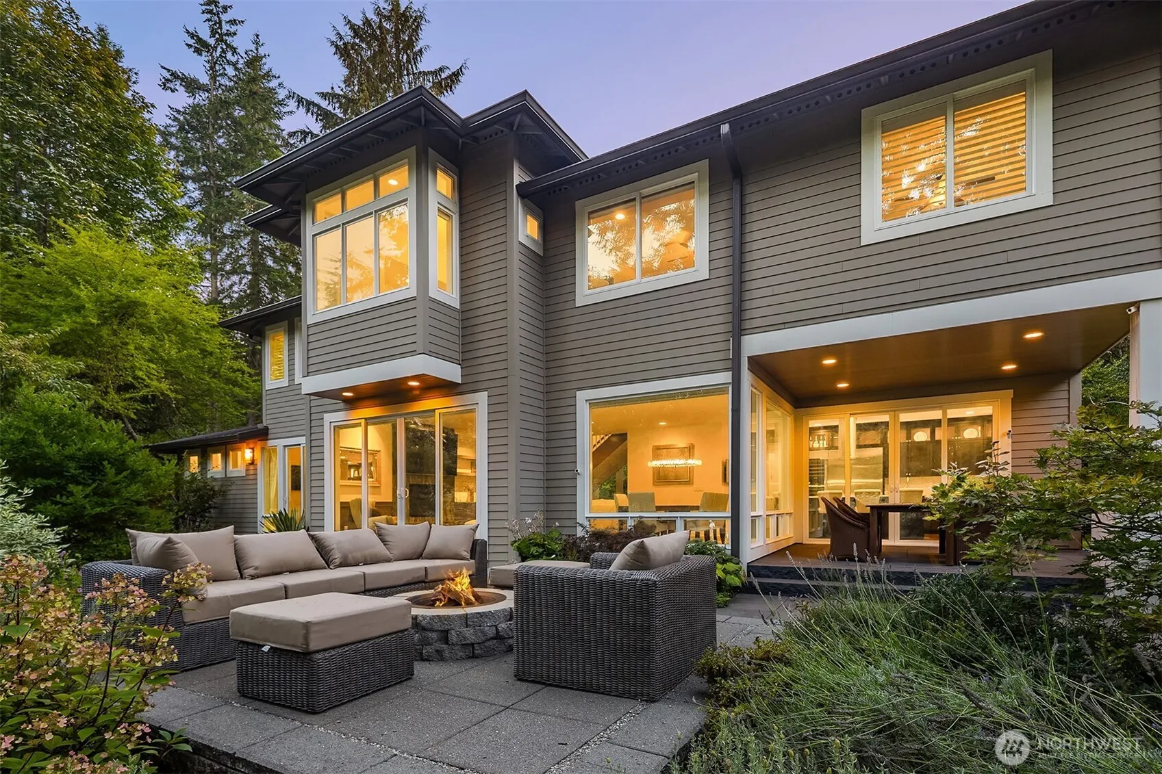 17804 164th Avenue NE, Woodinville, WA 98072